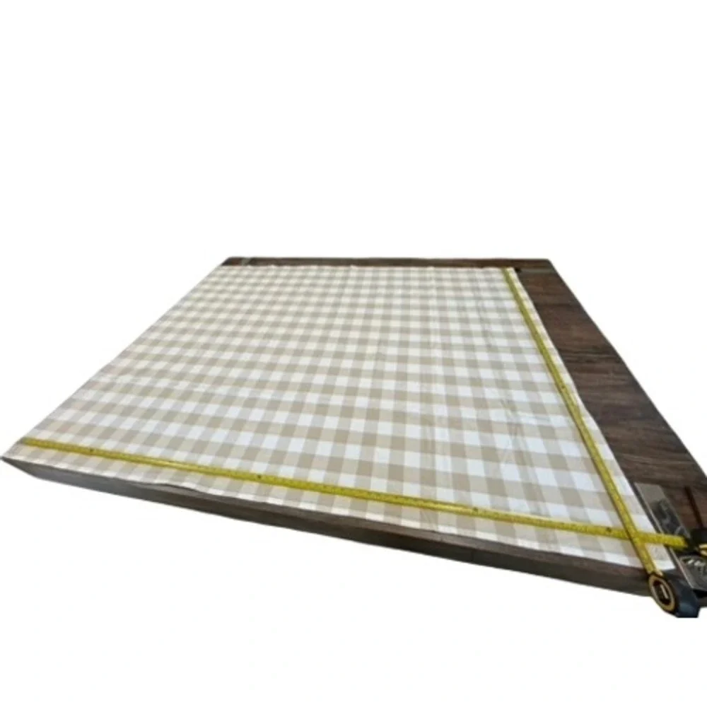 Tan and White Gingham Checkered Rectangular Tablecloth Farmhouse 56x76‎